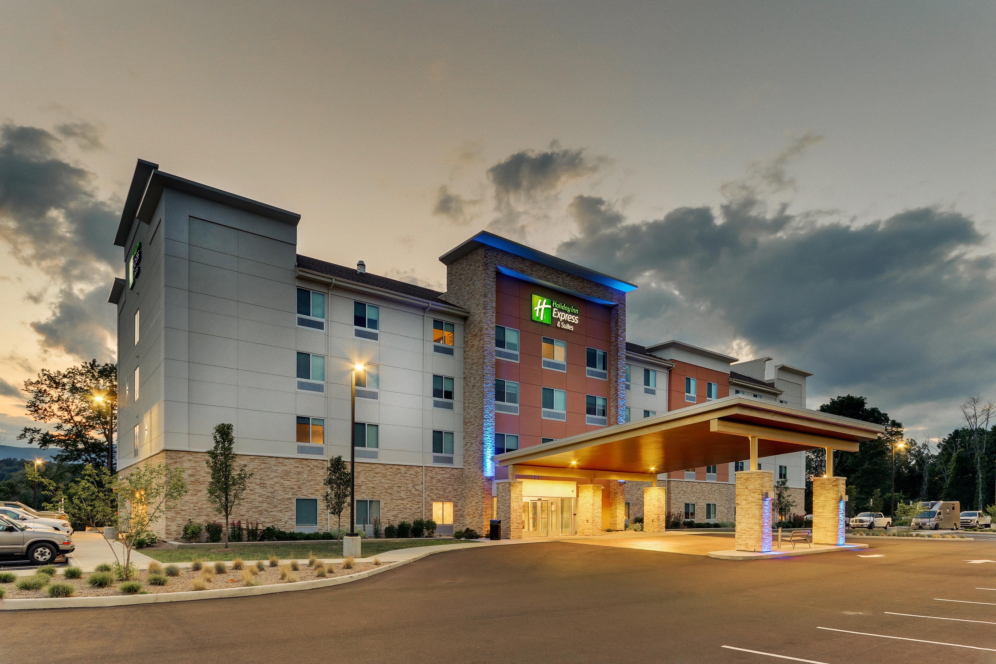 Holiday Inn Express & Suites - Saugerties - Hudson Valley By Ihg Kültér fotó
