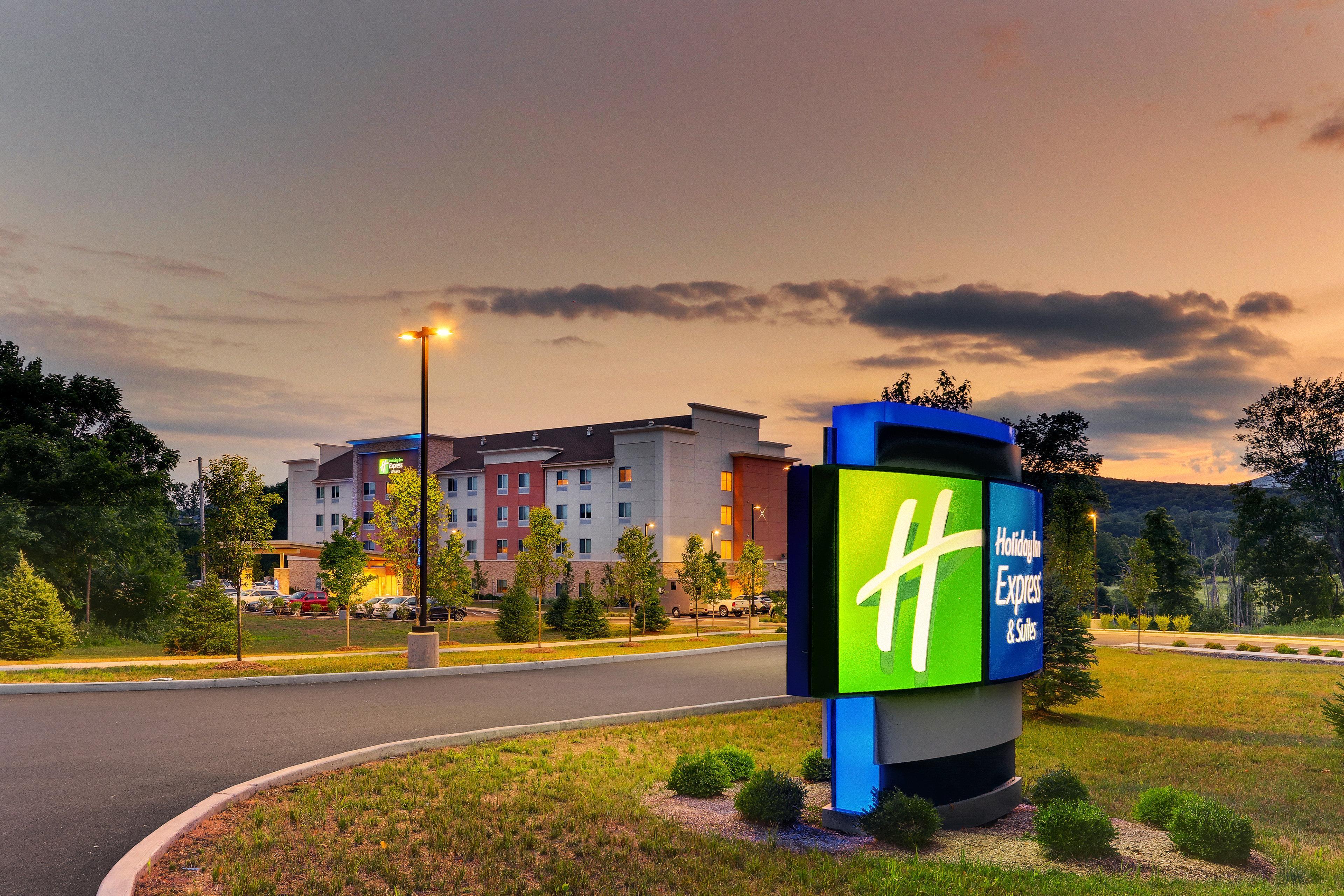 Holiday Inn Express & Suites - Saugerties - Hudson Valley By Ihg Kültér fotó