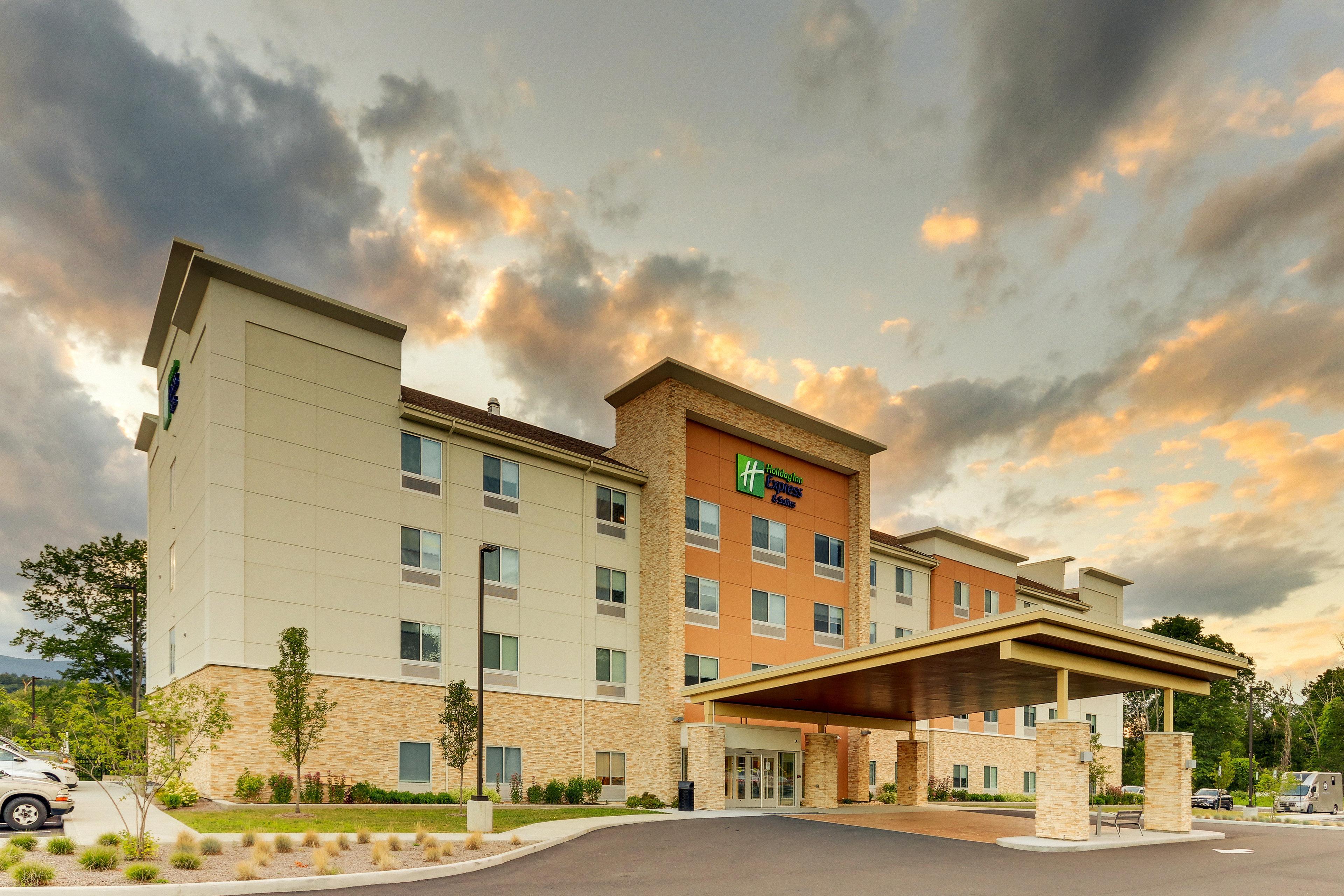 Holiday Inn Express & Suites - Saugerties - Hudson Valley By Ihg Kültér fotó