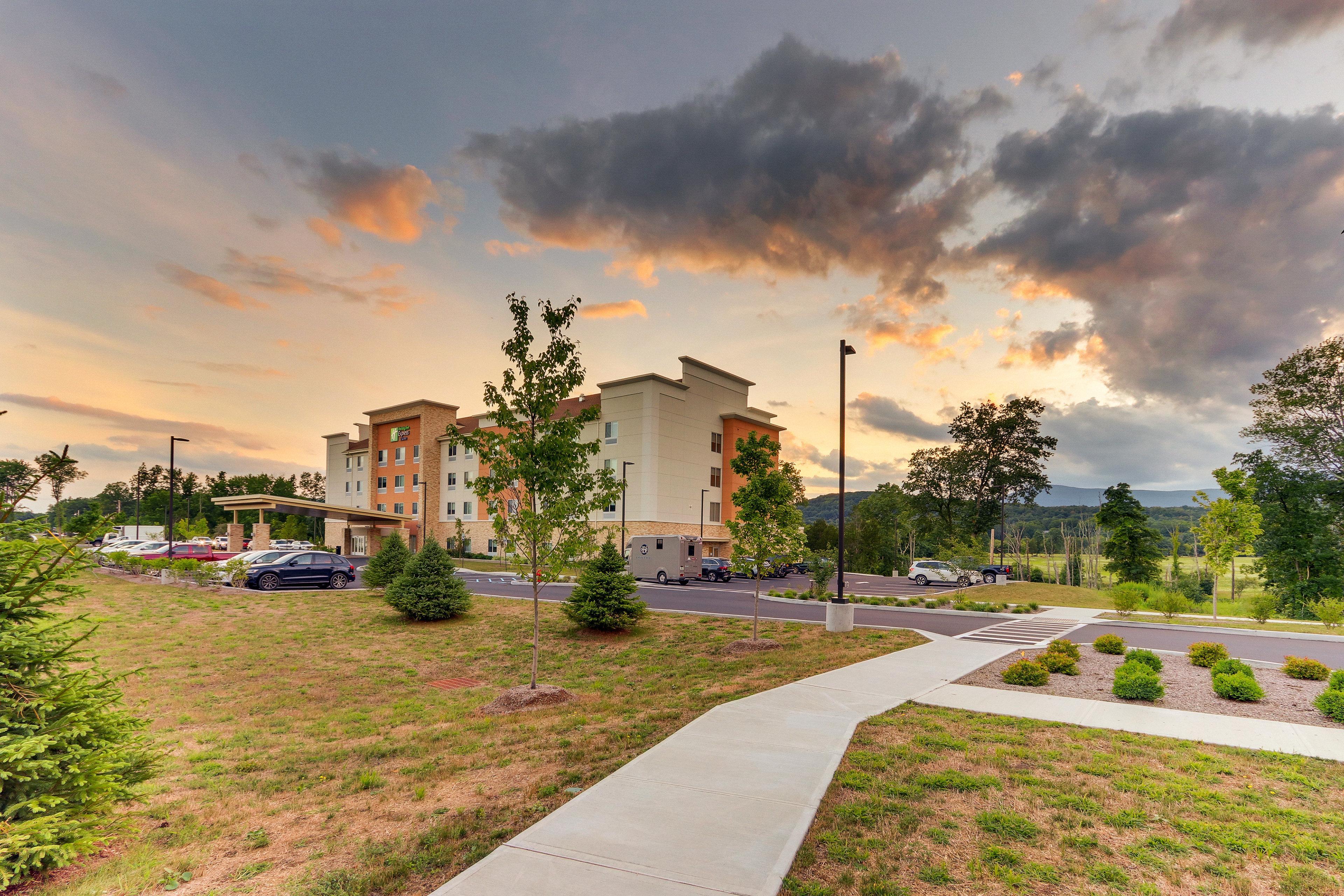 Holiday Inn Express & Suites - Saugerties - Hudson Valley By Ihg Kültér fotó